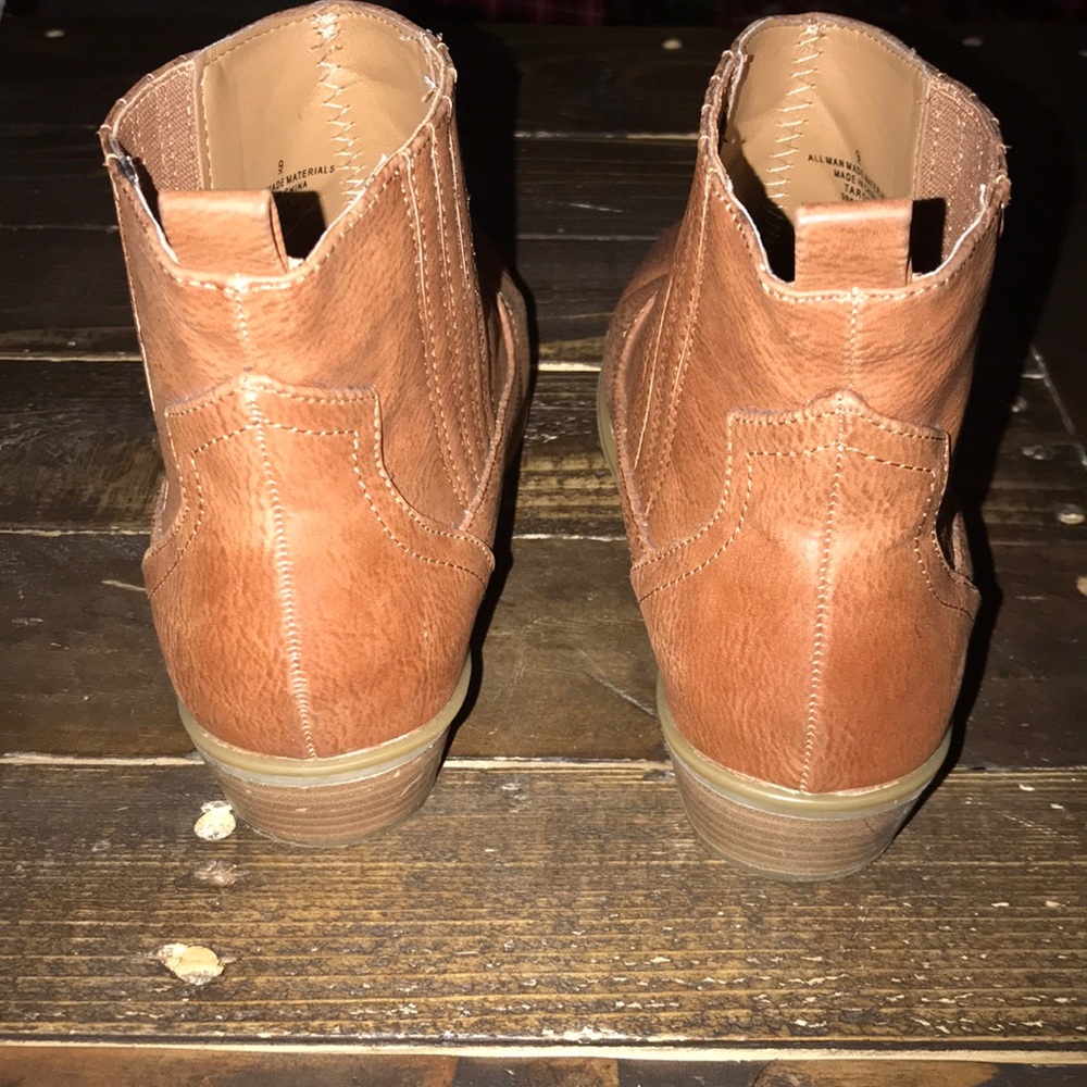 Universal Thread Booties - image 4